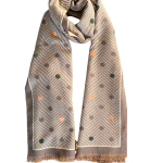 Cachecol às bolinhas